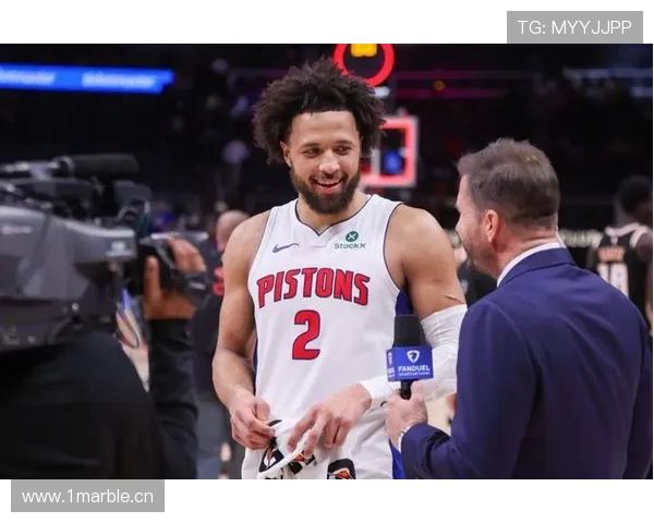 坎宁安高中退役2号球衣见证篮球传承队友家人恩师齐聚致敬青春